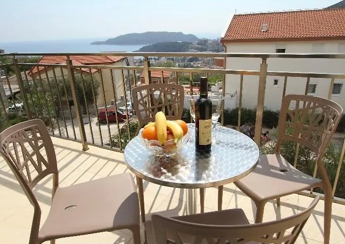 Apartmani Lavandel